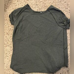 Lululemon open tie back tshirt size M